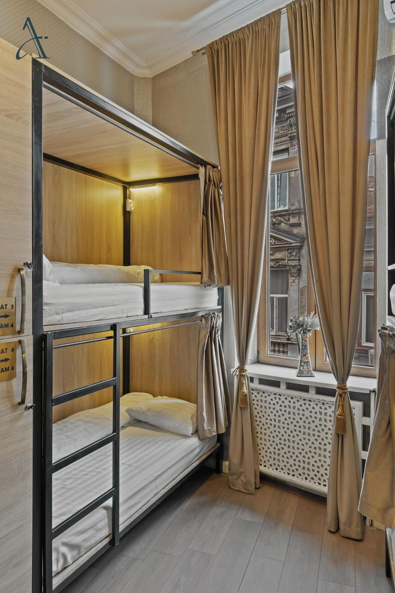 Ramana Garden Hostel - Self-Service Accommodation Βουκουρέστι Εξωτερικό φωτογραφία