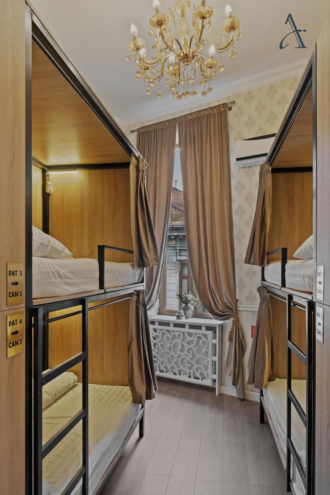 Ramana Garden Hostel - Self-Service Accommodation Βουκουρέστι Εξωτερικό φωτογραφία